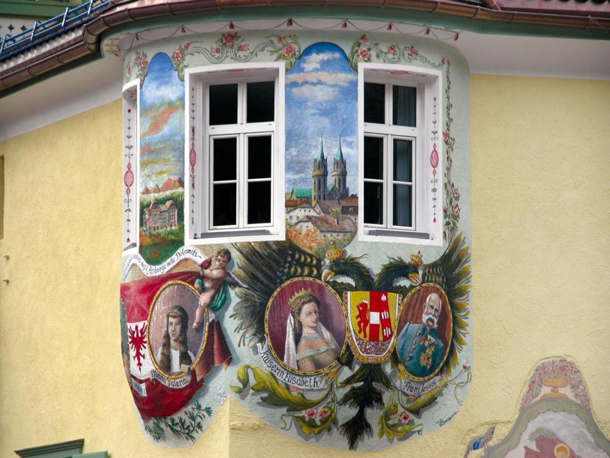 Dolomiti Schloss Hotel