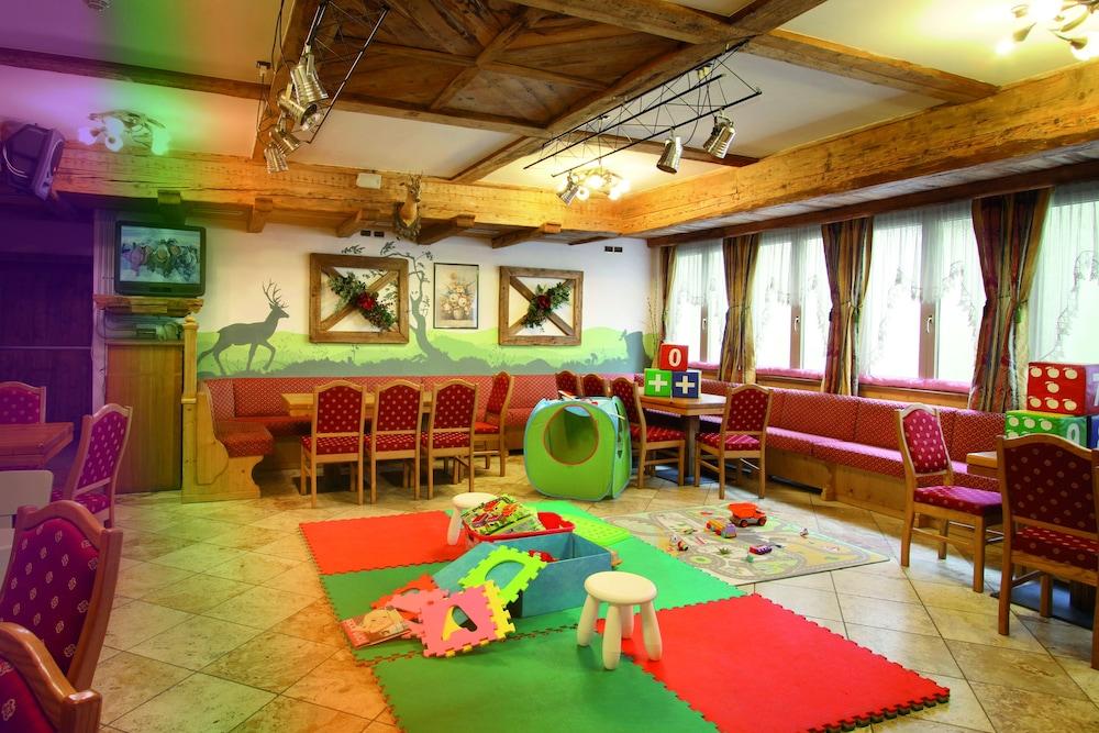 Hotel Dolomiti Schloss
