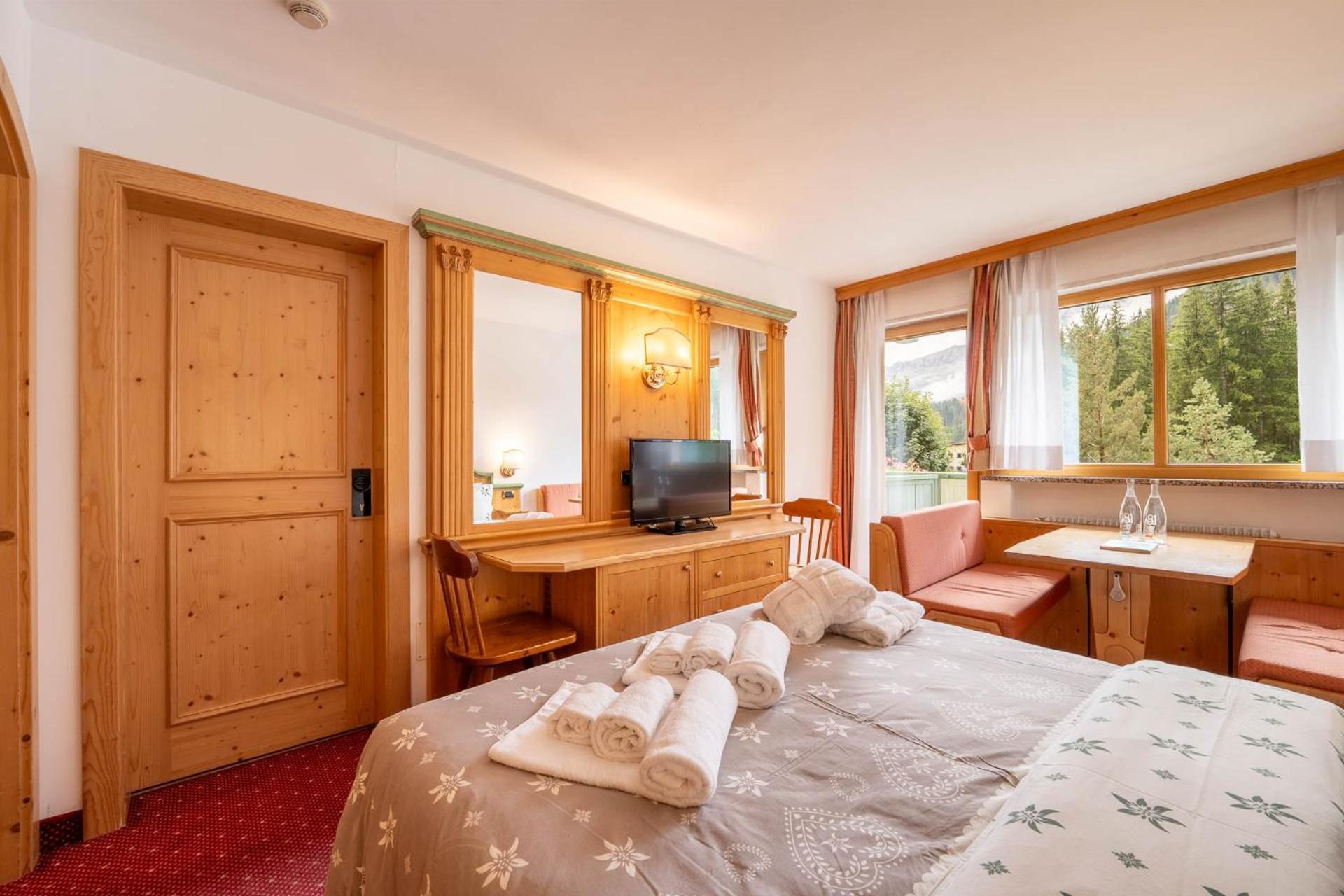 Dolomiti Schloss 4*