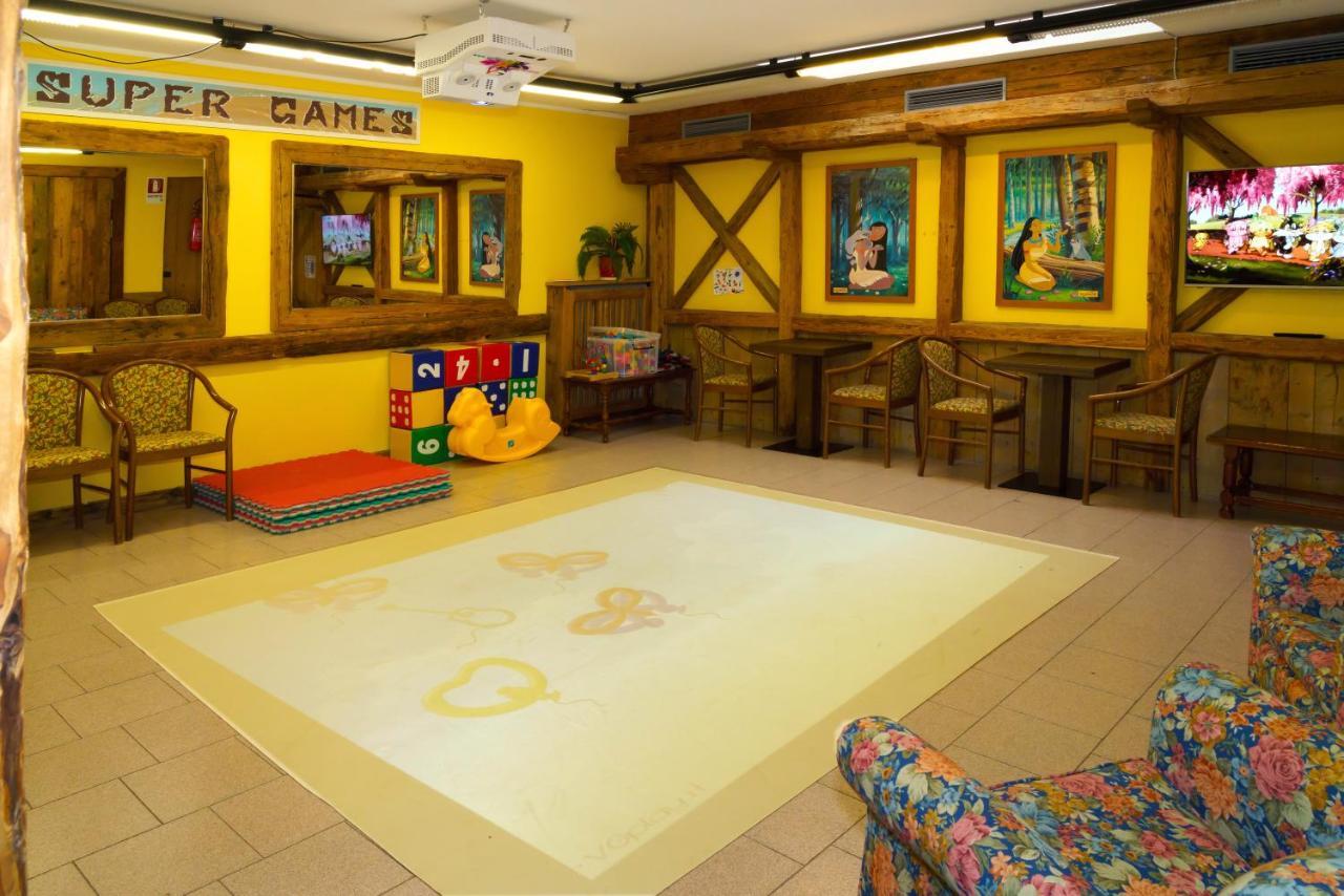 Dolomiti Schloss Hotel 4*